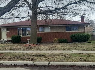 32626 Hawthorne Dr, Warren, MI 48092