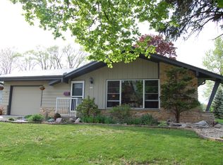 5137 Maplewood Dr, Greendale, WI 53129