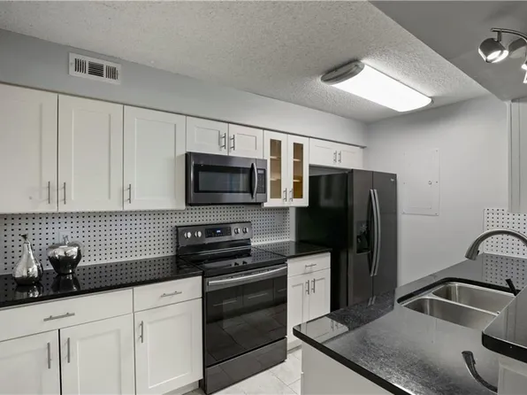 176 Barone Pl NW, Atlanta, GA 30327