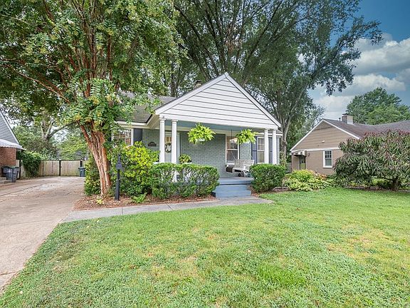 4th image of 3685 Charleswood Ave