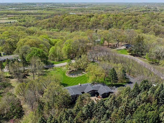 5th image of 770 Creekwood Dr