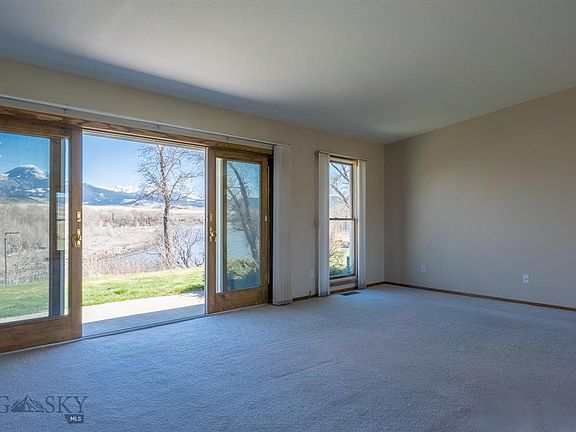4th image of 604 Arbor Dr