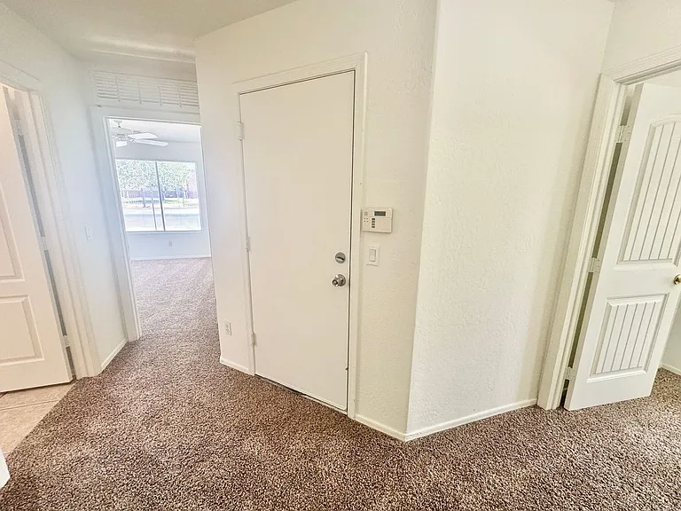 2106 W Alta Vista Rd — Photo 28