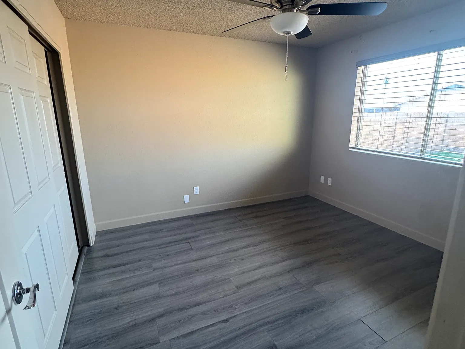 2 bed, 945 sqft, $1,800 — Photo 4