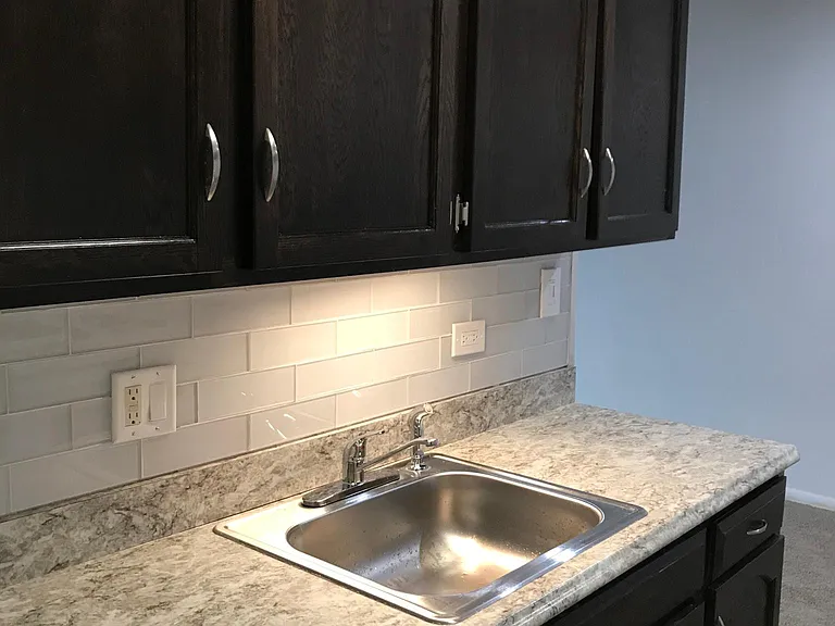 1475 Rebecca Dr — Photo 16
