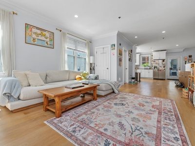 17 Roseclair St APT 2, Dorchester, MA, 02125