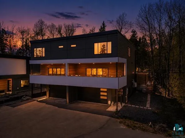 3631 London Rd, Duluth, MN 55804