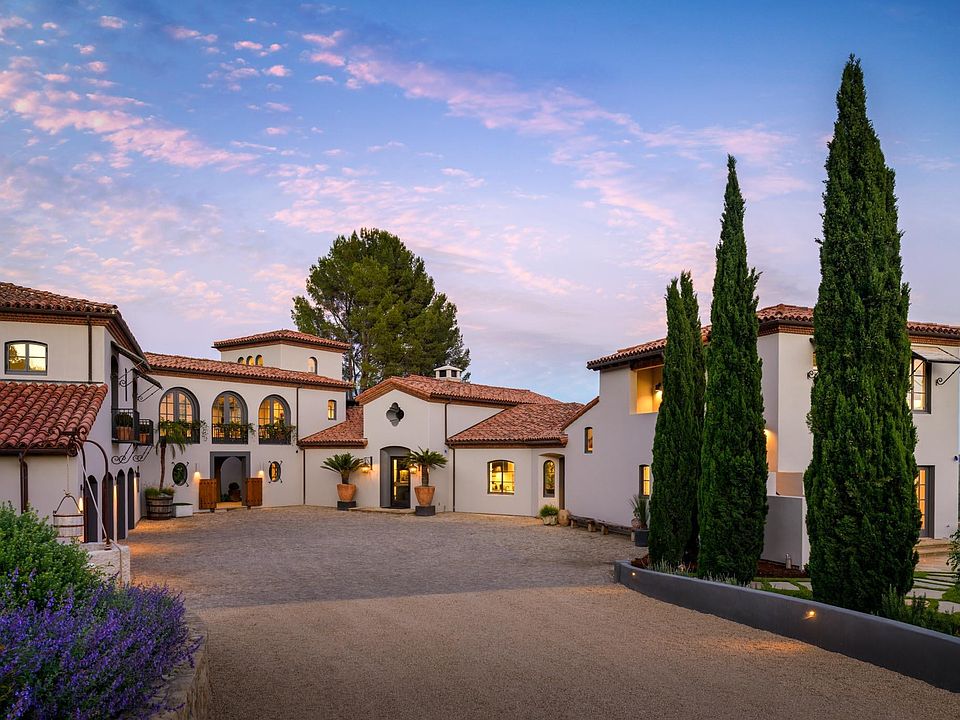 956 Mariposa Ln, Santa Barbara, CA 93108 | Zillow