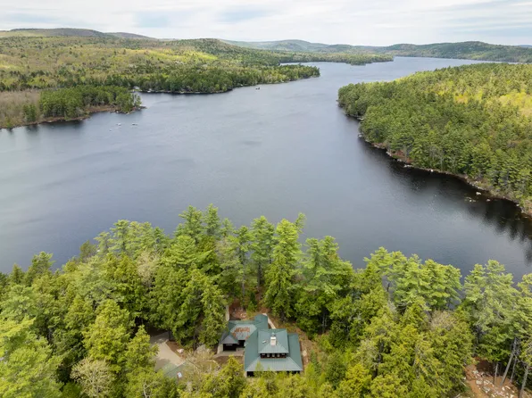 389 Castle Island Road, Belgrade, ME 04917