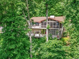 128 Dogwood Forest Rd, Fairview, NC 28730