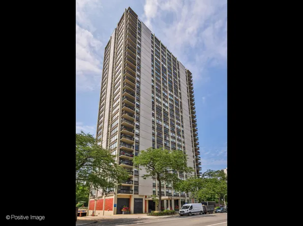 1355 N Sandburg Ter APT 2302D, Chicago, IL 60610