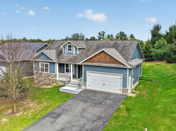 30 & 32 Gainsborough Rd, Bracebridge, ON P1L 0A8