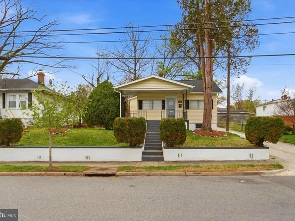 4705 Eads St NE, Washington, DC 20019