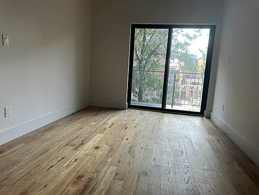 Rented by MySpaceNYC | media 3
