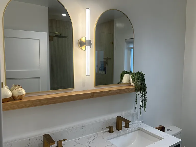 334 W Valencia Ave — Photo 7