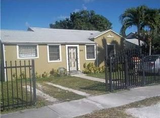1043 NW 64th St, Miami, FL 33150