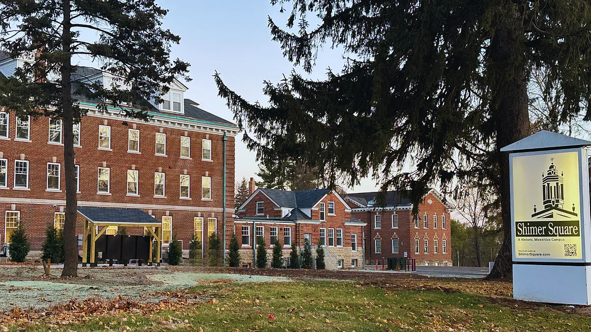 Building Photo - Shimer Square