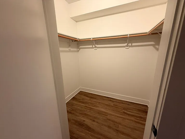 519 Cliff St #215E — Photo 8
