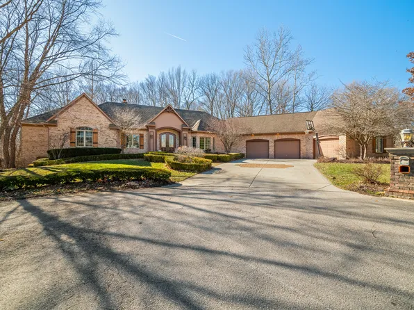 2688 S Oscar Ct, Morgantown, IN 46160