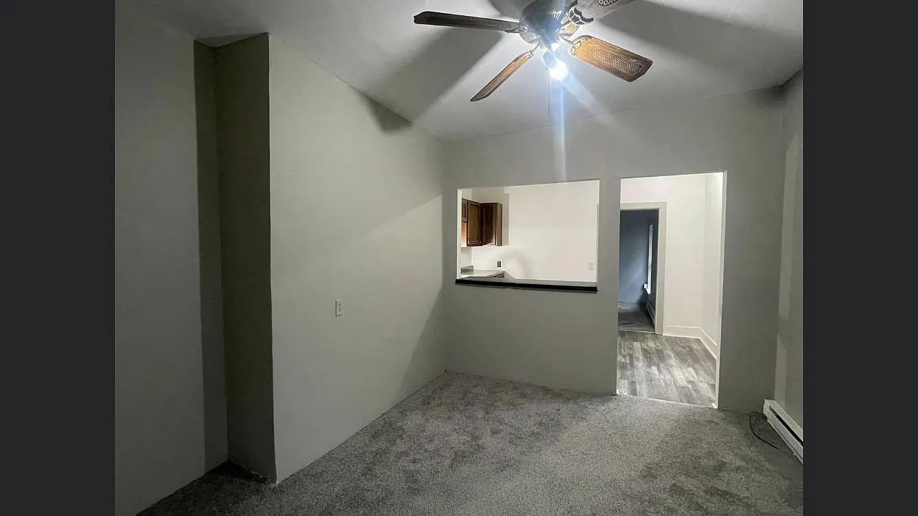 1 bed, 500 sqft, $900 — Photo 3