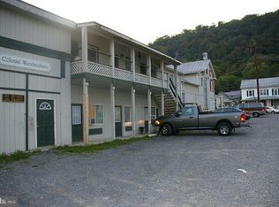270 N Washington St APT C, Berkeley Springs, WV 25411