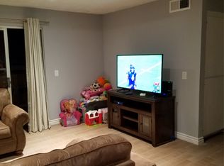 1555 Border Ave APT E, Corona, CA 92882