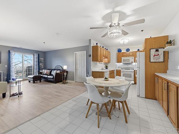 2nd image of 163 Hunt Club Dr #0