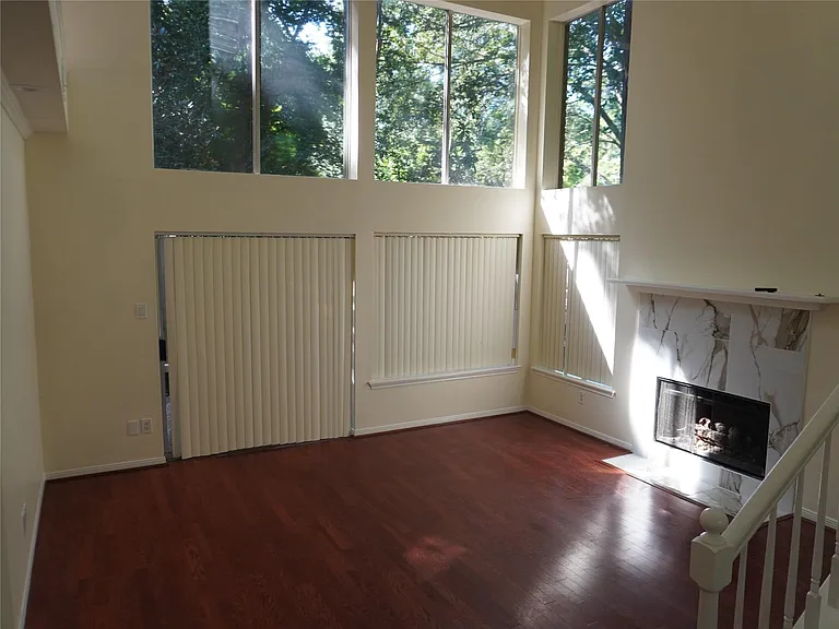 31 N Lakeridge Cir — Photo 9