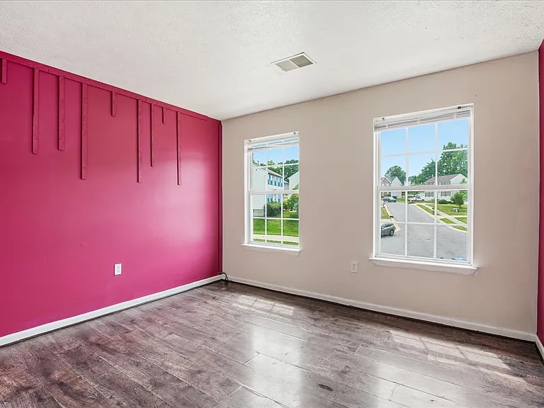 1904 Hilton Ct — Photo 9