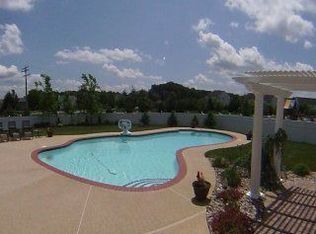 806 Weeping Cherry Ct, Eldersburg, MD 21784