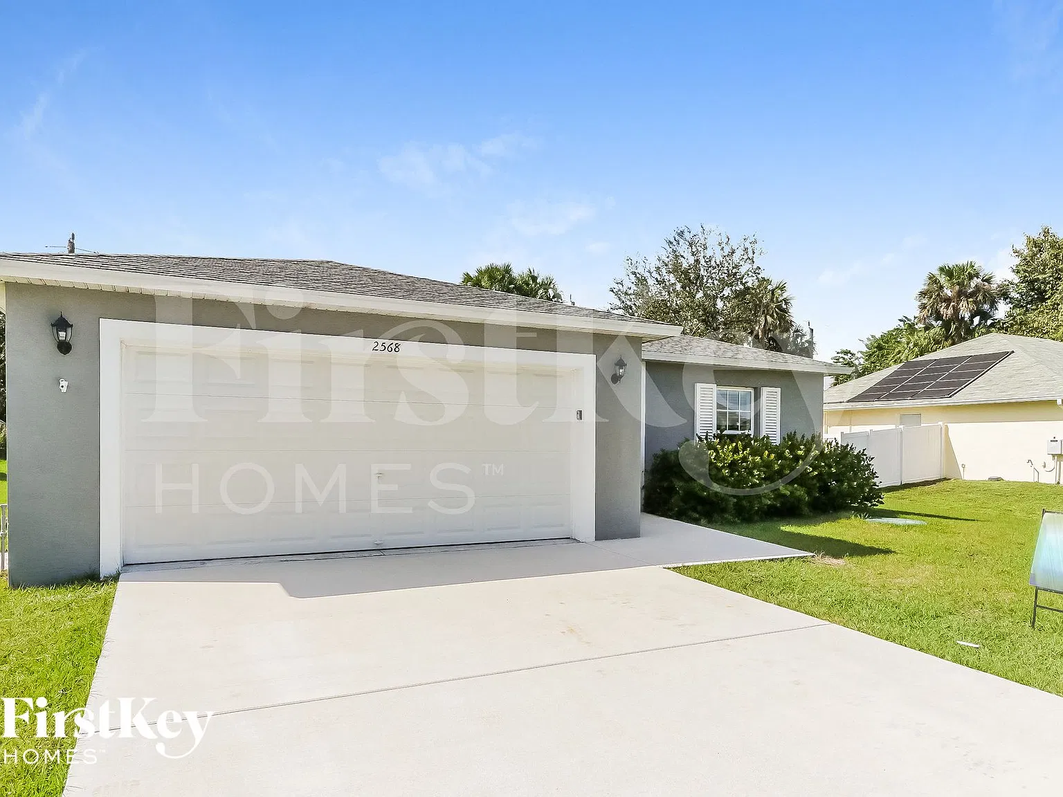 4 bed, 2.0 bath, 1833 sqft, $2,765 — Photo 2