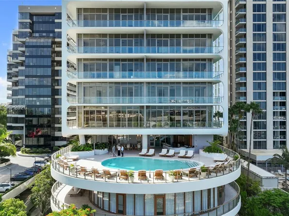 2678 Tigertail Ave APT 1705, Miami, FL 33133