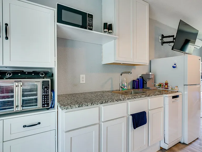 7274 Forest Hills Dr — Photo 11