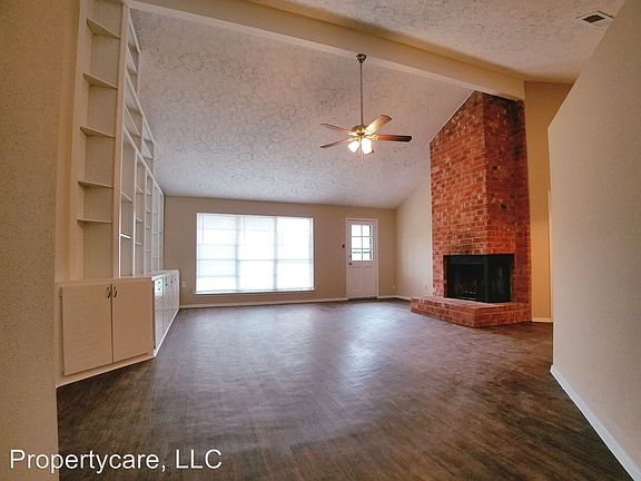 2nd image of 3707 Xenophon Dr