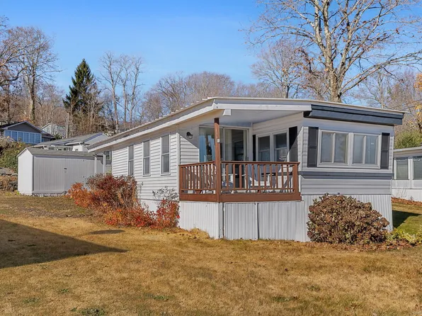 22 Waterview Circle, East Hampton, CT 06424