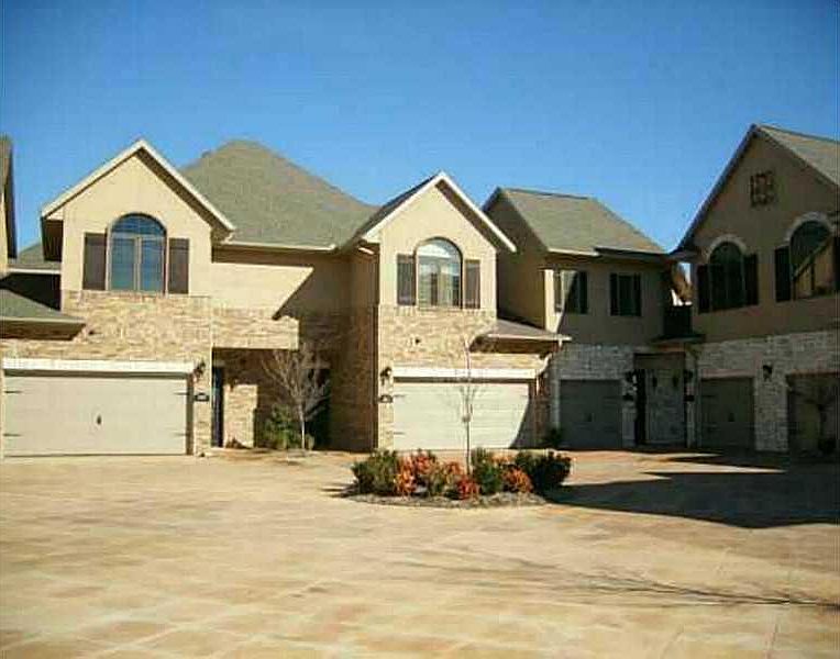 1st image of 2616 Everest Ave