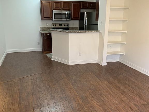 4th image of 5118 S Jones Blvd #103-13