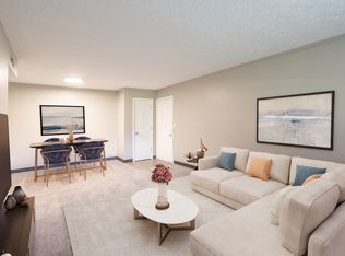 Thoroughbred Crossing, Lexington, KY 40504