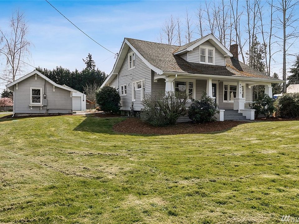 This charming early century Edgewood farmhouse is a style from yesteryear that will remain timeless for years to come.