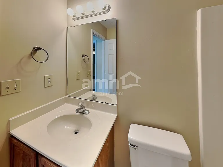 10296 Manassas Dr — Photo 11