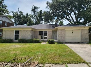 3563 Somerset Dr, New Orleans, LA 70131