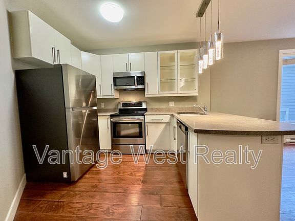 2nd image of 1317B Nishi Ct