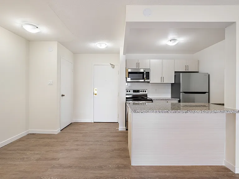 1270 Webster St — Photo 14