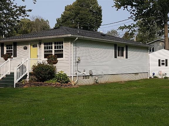 2nd image of 6939 Putnam Dr
