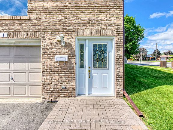 3rd image of 640 Rathburn Rd E #1