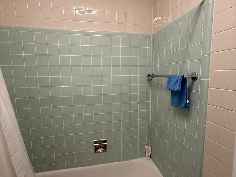 5711 N McVicker Ave #1 — Photo 10