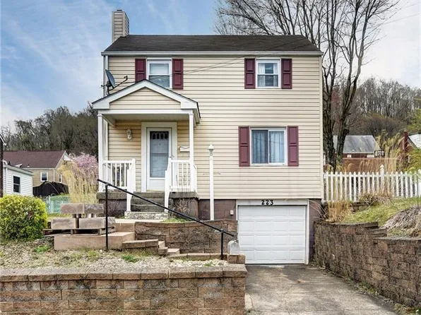 223 E Fairmont Ave, Trafford, PA 15085