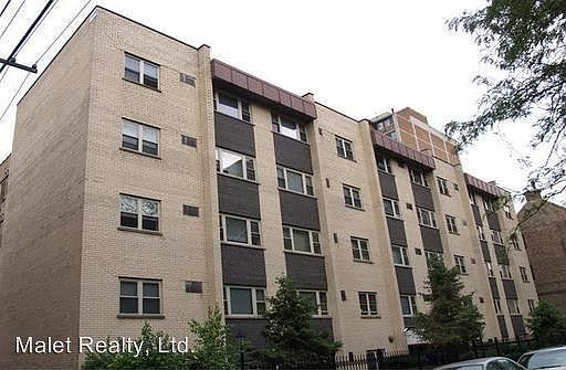 2nd image of 3161 N Cambridge Ave APT 307