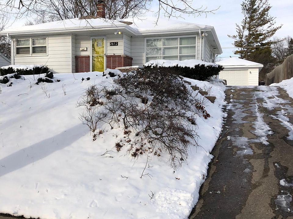 1st image of 2612 Buckingham Dr