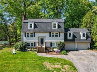 6 Nutmeg Drive, Nashua, NH 03062